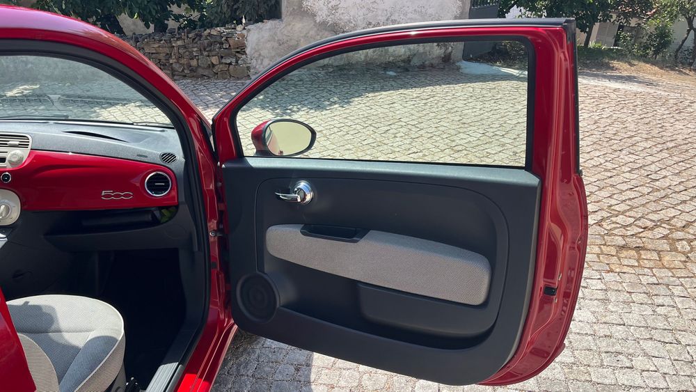 Fiat 500 vermelho
