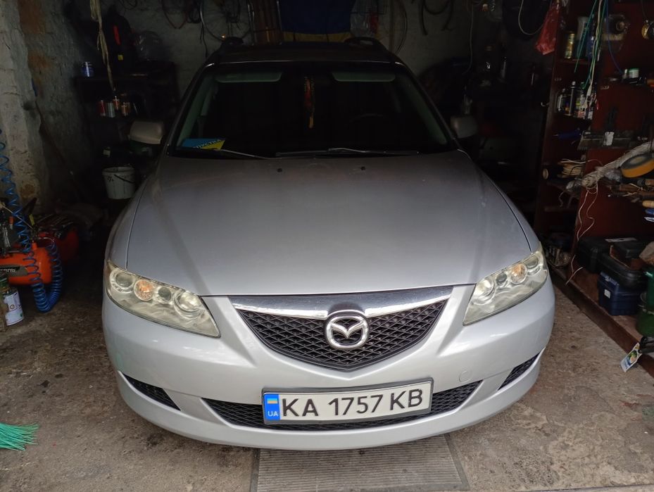 Мазда продаю свое вто.
