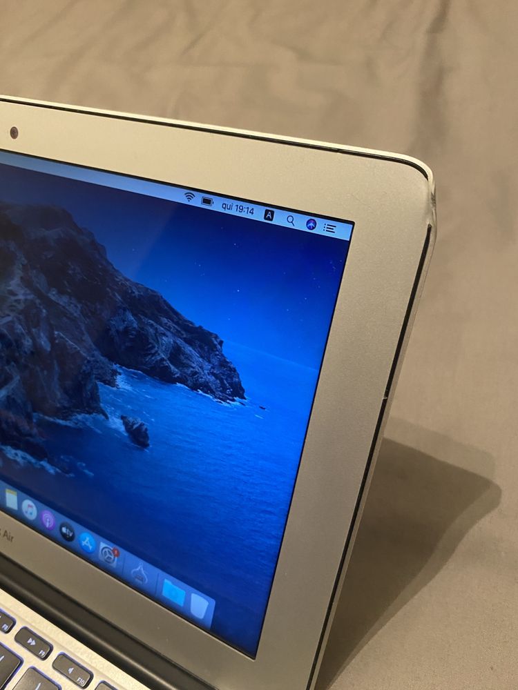 Macbook Air Apple 11.6”