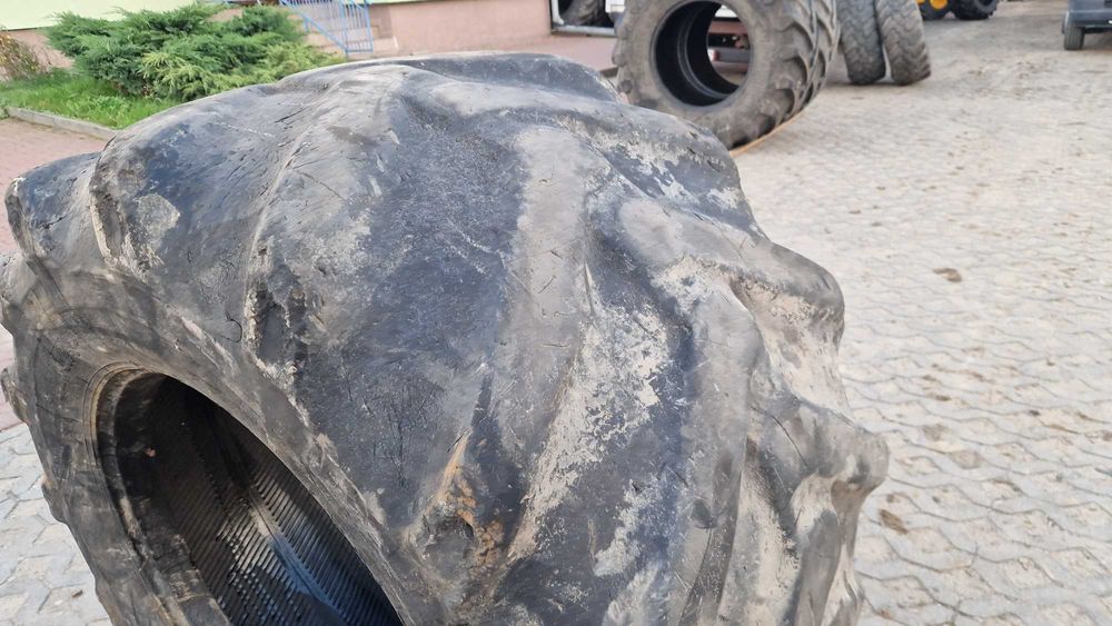 700/50-26.5 710/50r26.5 20PR NOKIA 40% bieżnik Bez napraw