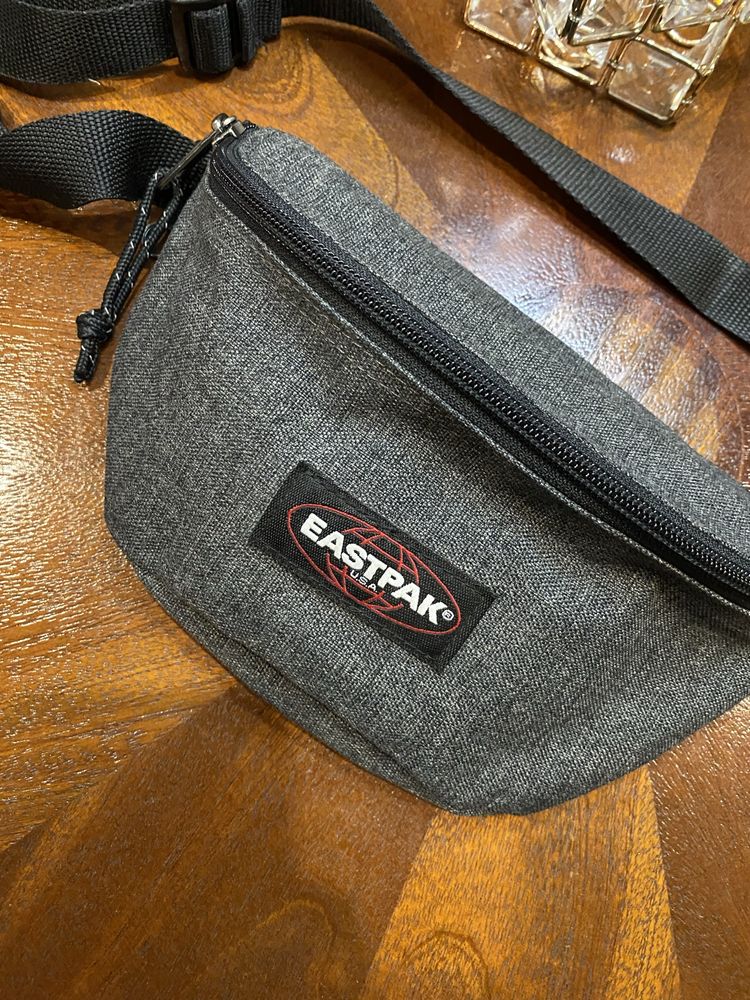 Сумка Мессенджер Eastpak Usa