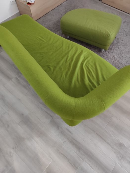 Sofá com apoio de pés- preço negociável