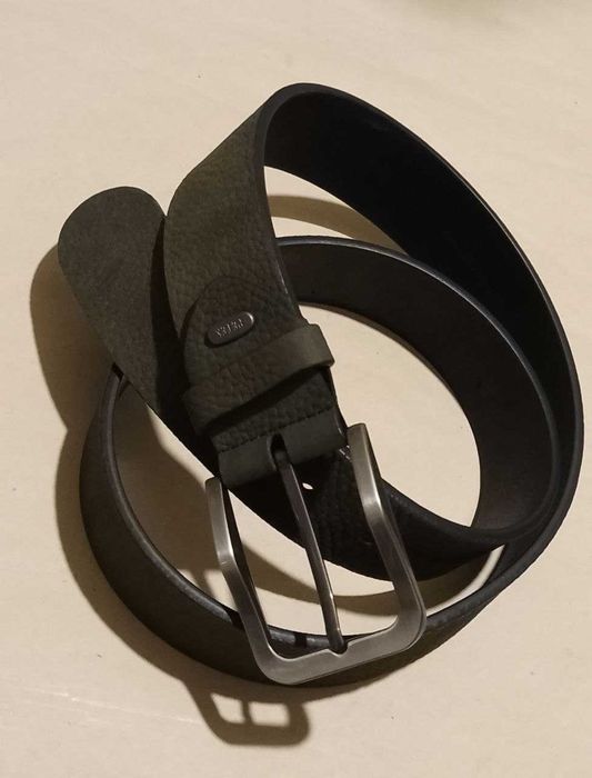 Мужской кожаный ремень "Petek". Оригинал. Цвет - зелёная олива. Новый.