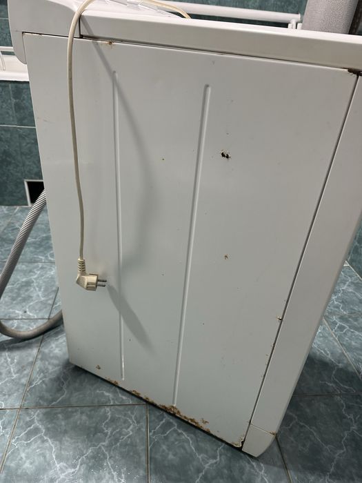 Продам машинку автомат Ardo