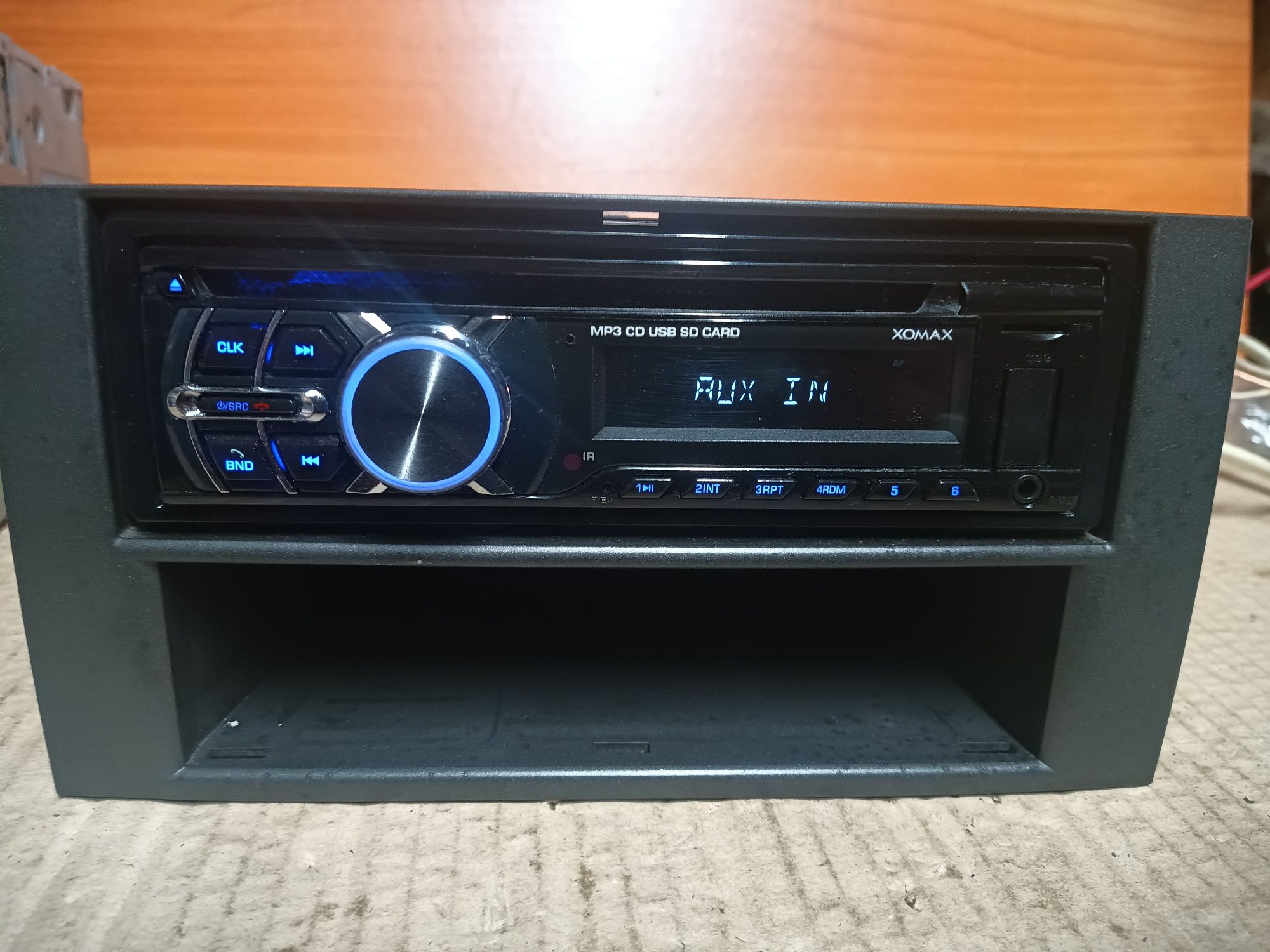 Автомагнітола XOMAX XM-CDB624 USB AUX CD