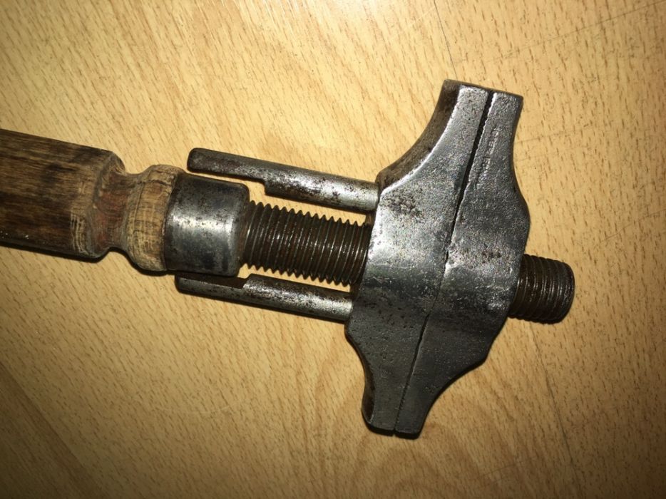 Chave de bocas ajustavel muito antiga e rara