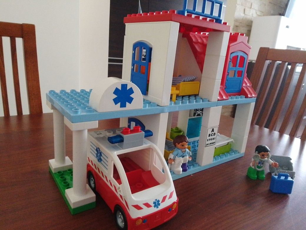 Lego Duplo Szpital klinika 5695 helikopter ratunkowy 5794