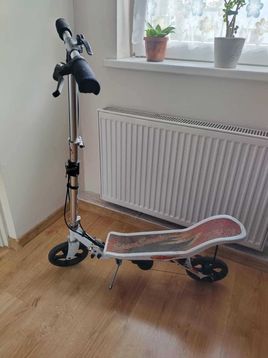 Hulajnoga wahadłowa Space Scooter