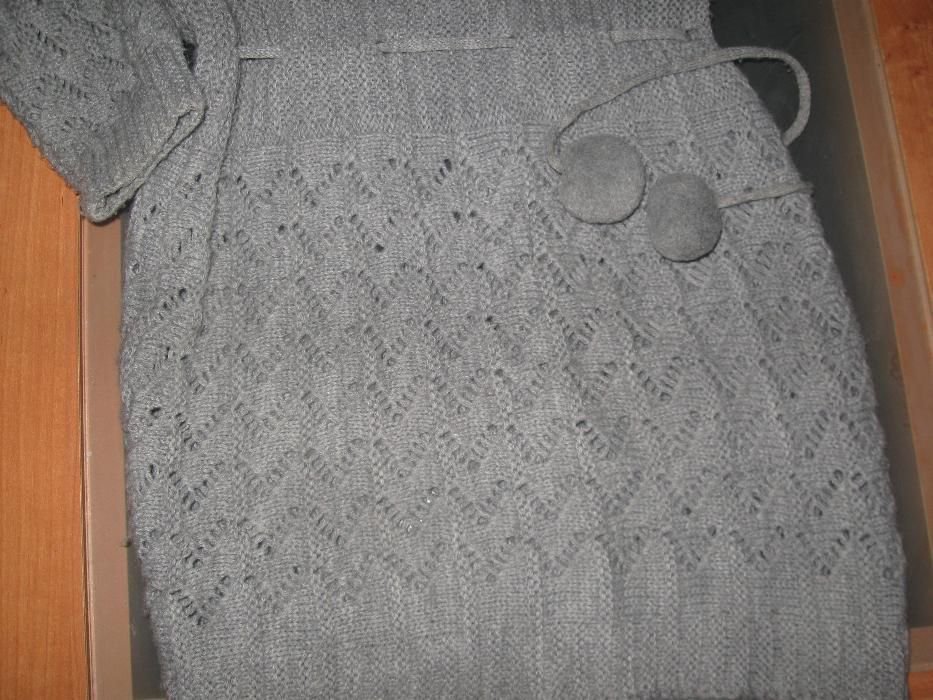 Sweter kardian dla dziewczynki w kolorze szarym