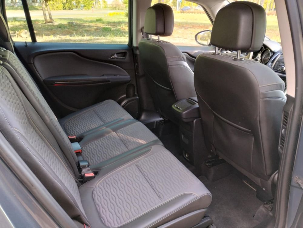 Opel Zafira  Tourer 2.0 CDTI