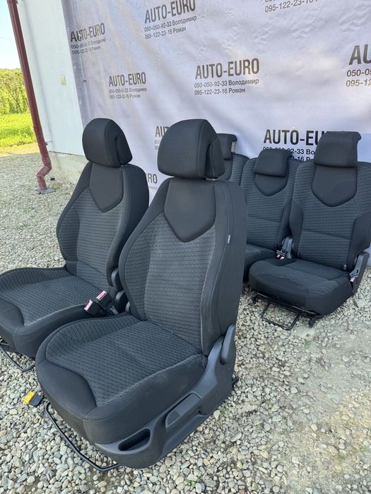 Сидіння сидения сідушки пежо 308 салон Пежо 308