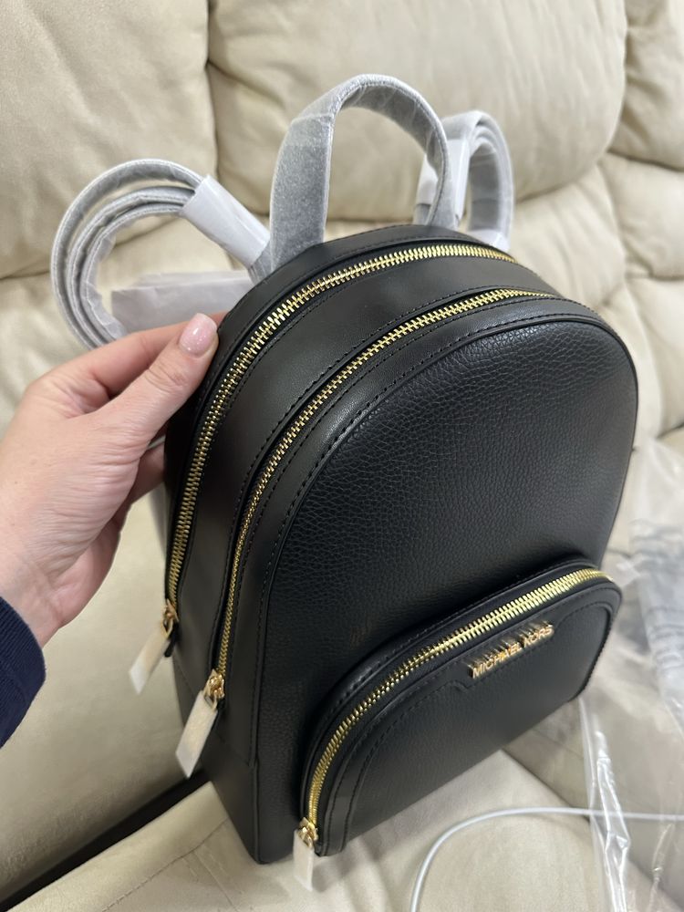 Оригінальний шкіряний рюкзак Jacee Medium Michael Kors в наявності!