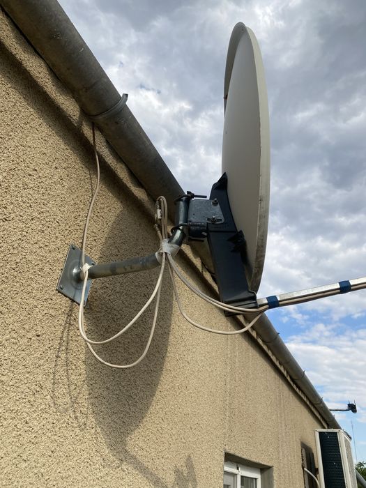 Спутниковая тарелка, тюнер новый