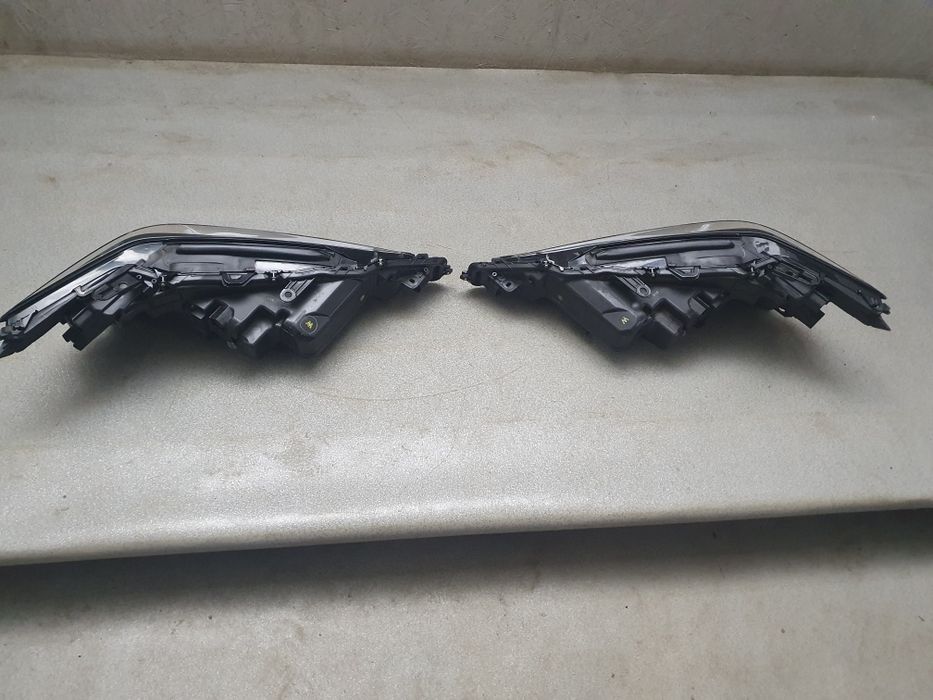 Фари  Lexus ES 2018-2024 розборка