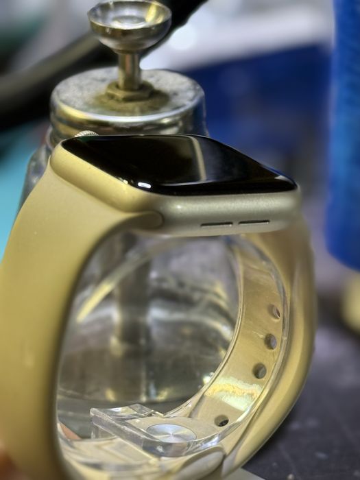 Apple Watch SE 2 gen 40mm GPS – stan bardzo dobry, gwarancja