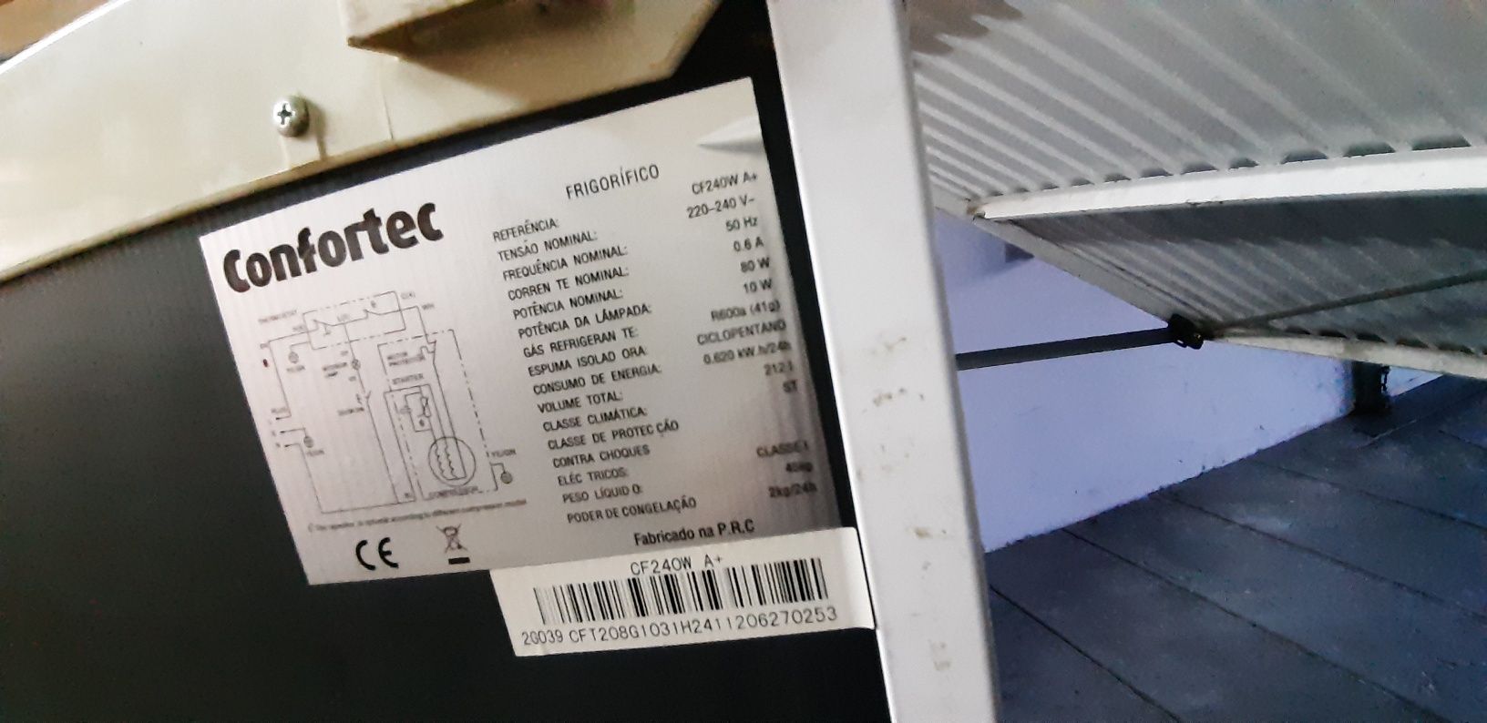 Frigorifico em ótimo estado e a funcionar muito bem