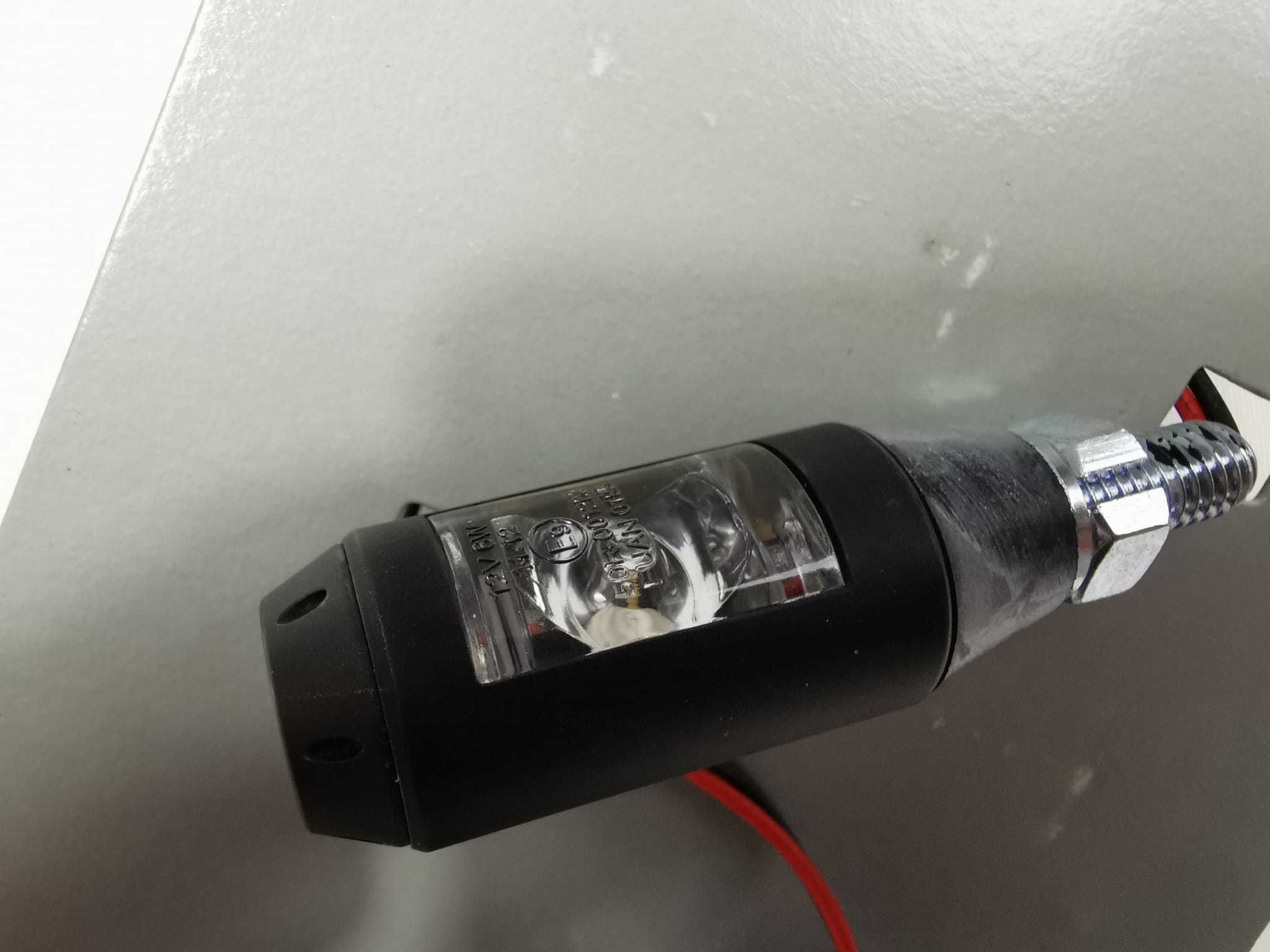 Akcesoryjne kierunkowskazy metalowe czarne kierunkowskaz LED