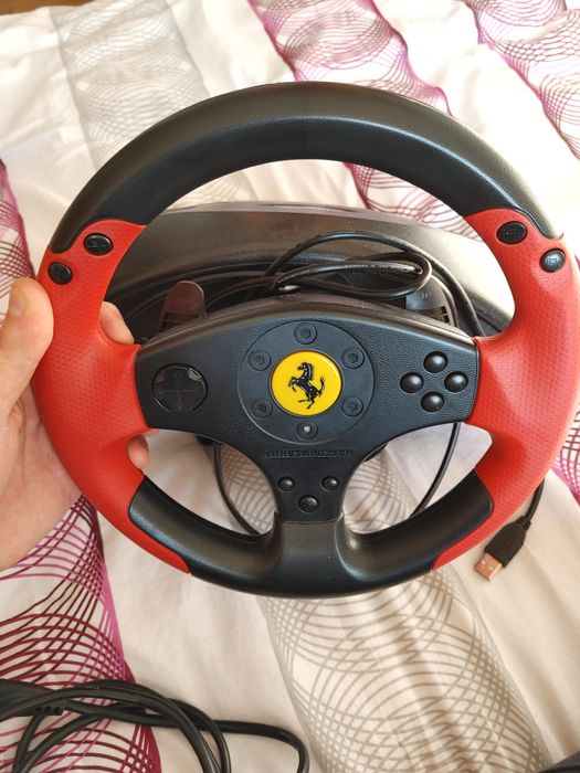 Kierownica thrustmaster red legend edition