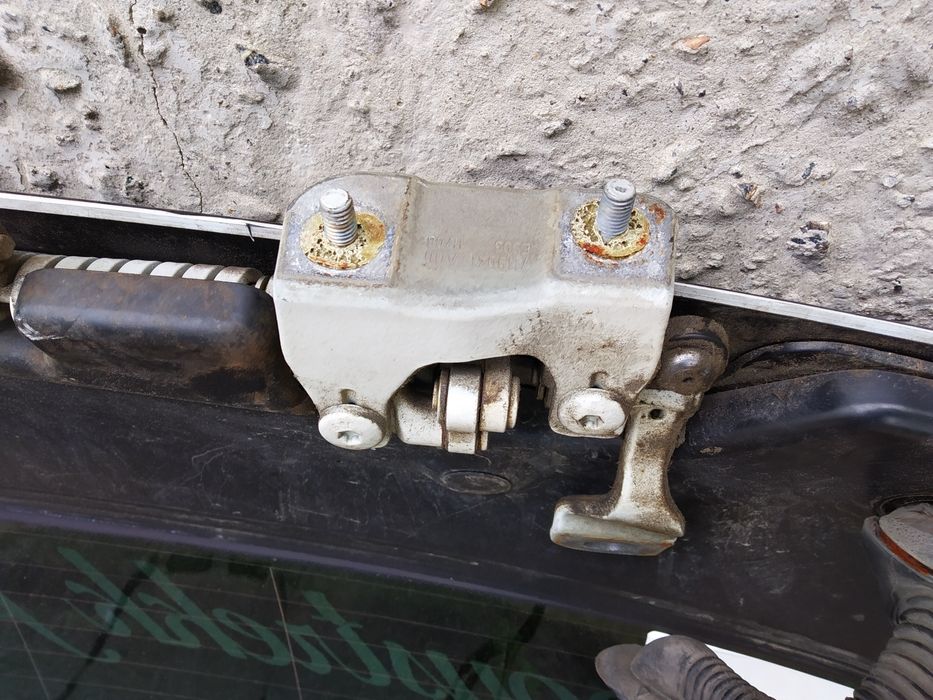 Скло кришки багажника BMW E91 оригінал