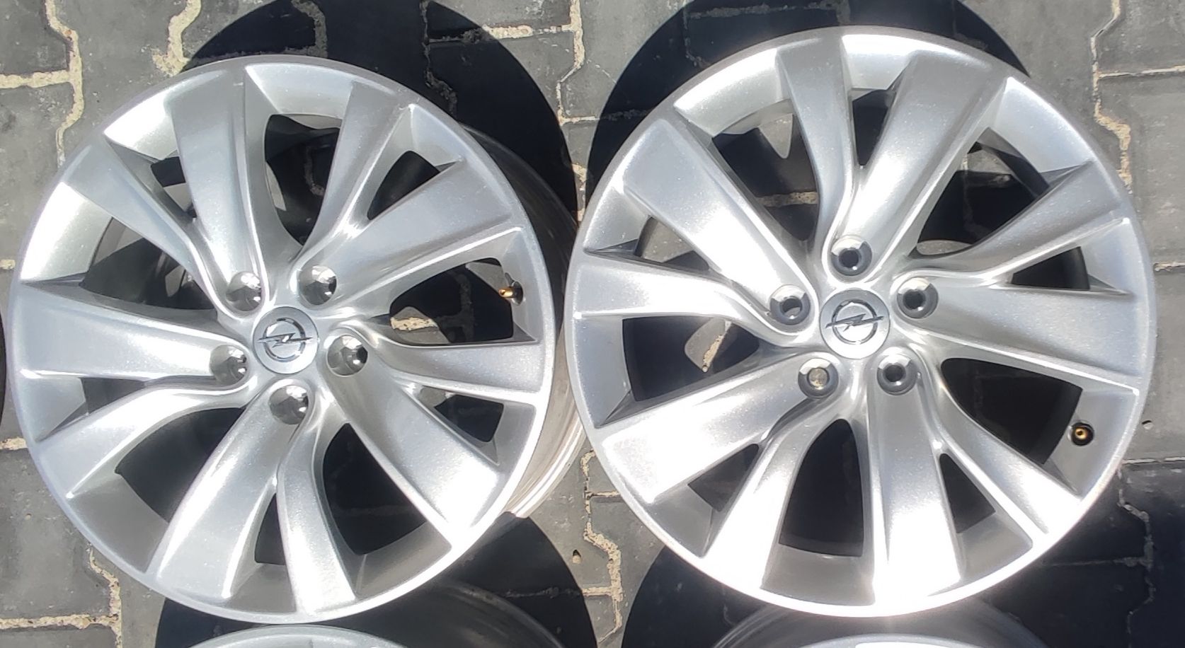 18" 7.5J 5x115 felgi Opel Astra Insignia Zafira Antara, Chevrolet