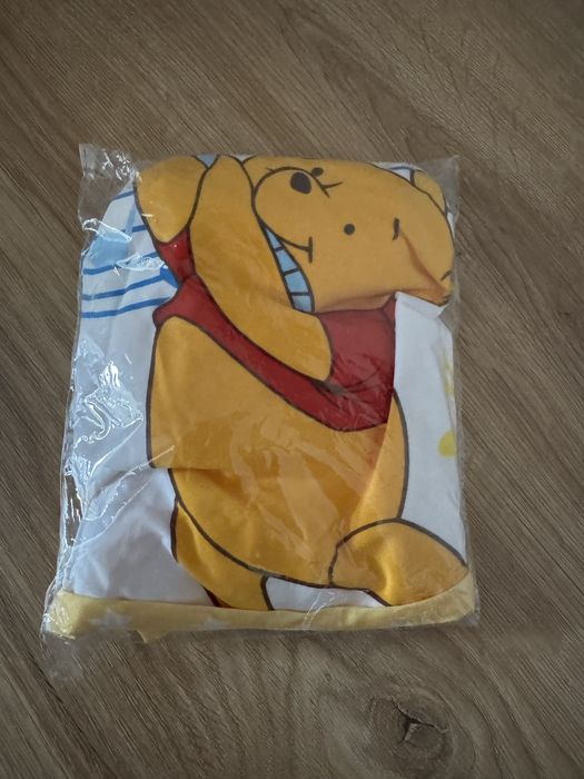 Śliniak z długim rękawem, nowy