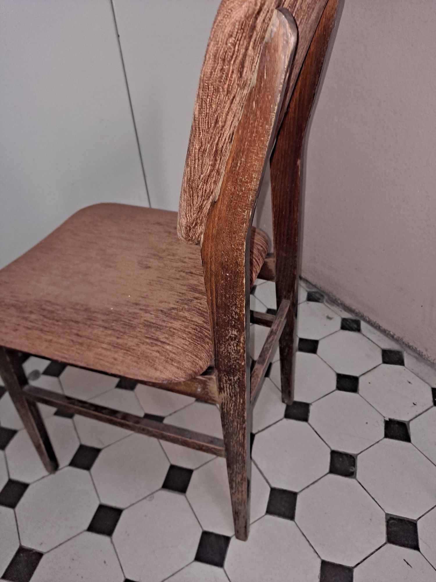 Krzesła prl antyk
