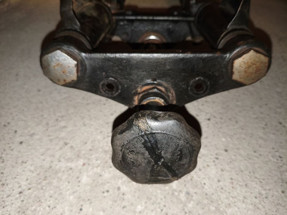 Przednie zawieszenie K750 Dniepr MT K650