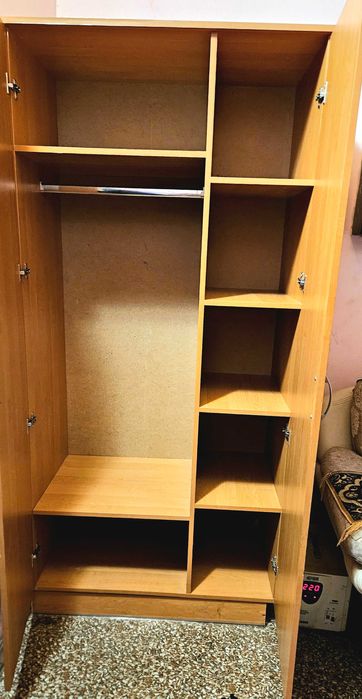 Шкаф гардеробный 1900*900*500 цвет ольха