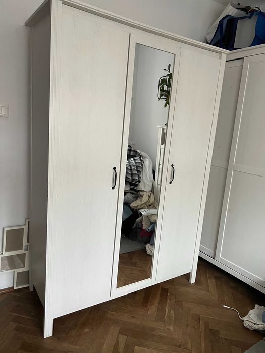 Szafa trzydrzwiowa z lustrem biała IKEA