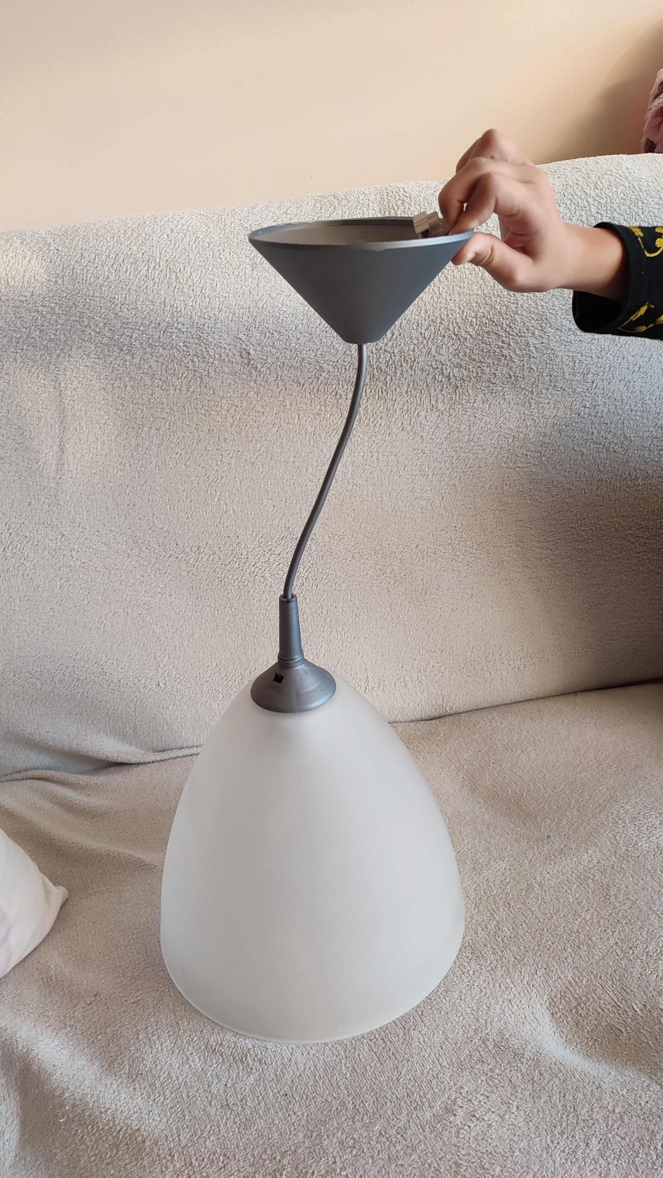 Lampa wisząca sufitowa 60W E27 klosz szklany żyrandol