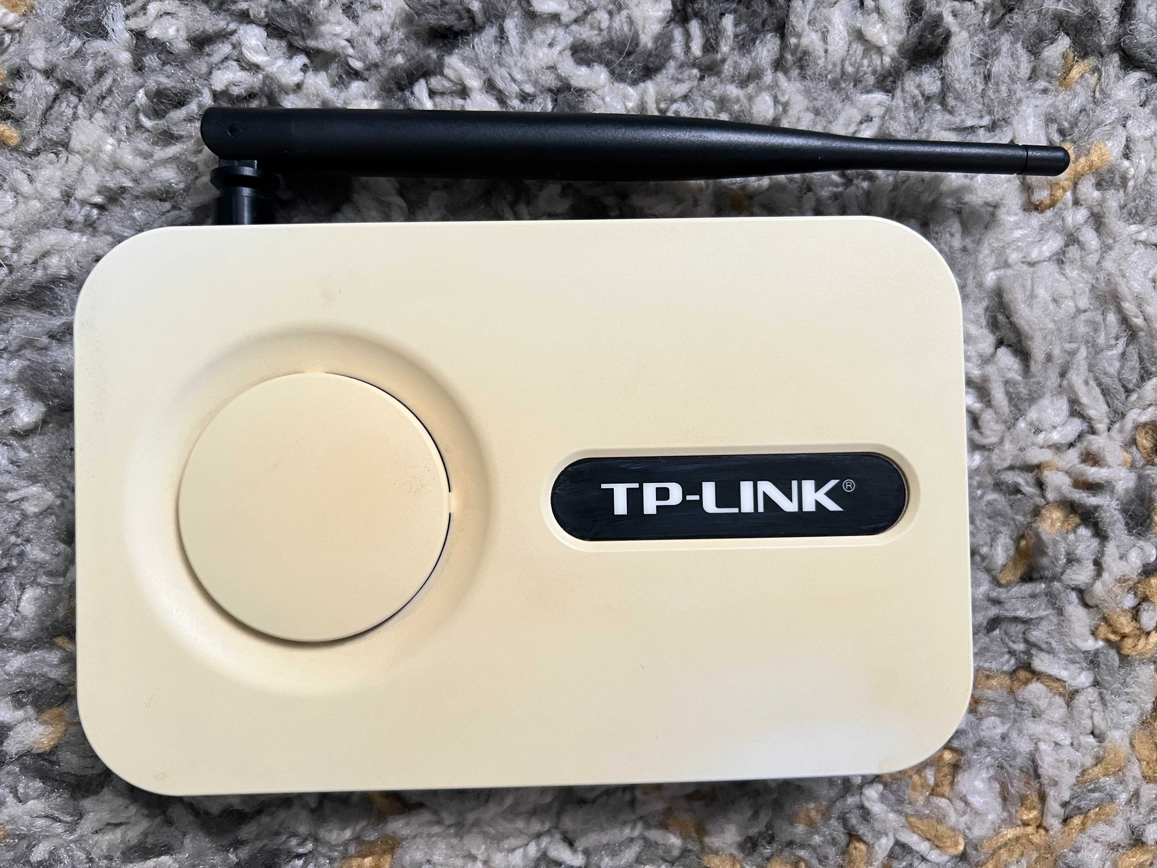 Dwa routery TP-LINK WR-340G + zasilacze
