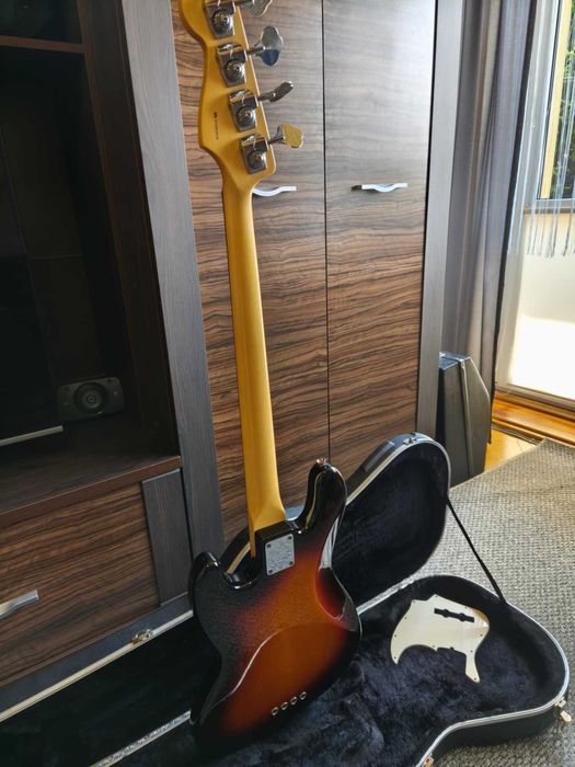 Gitara basowa fender "USA"