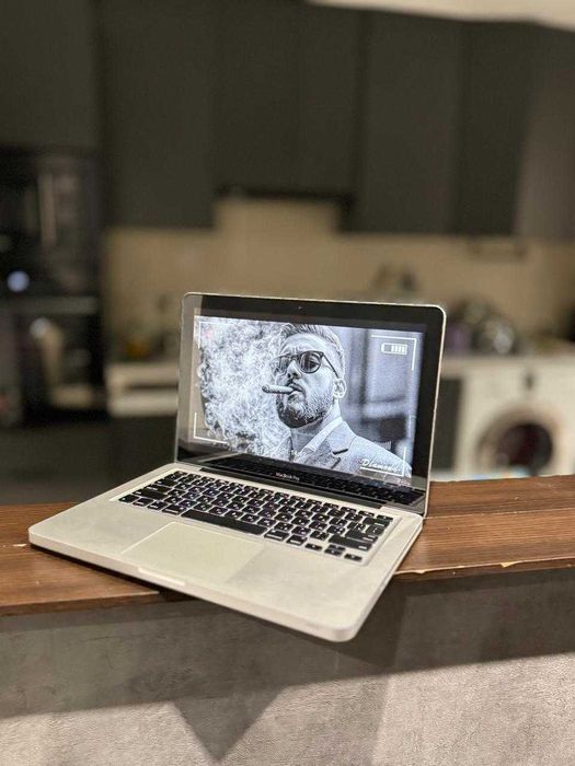 Ноутбук Macbook Pro 13 макбук бу