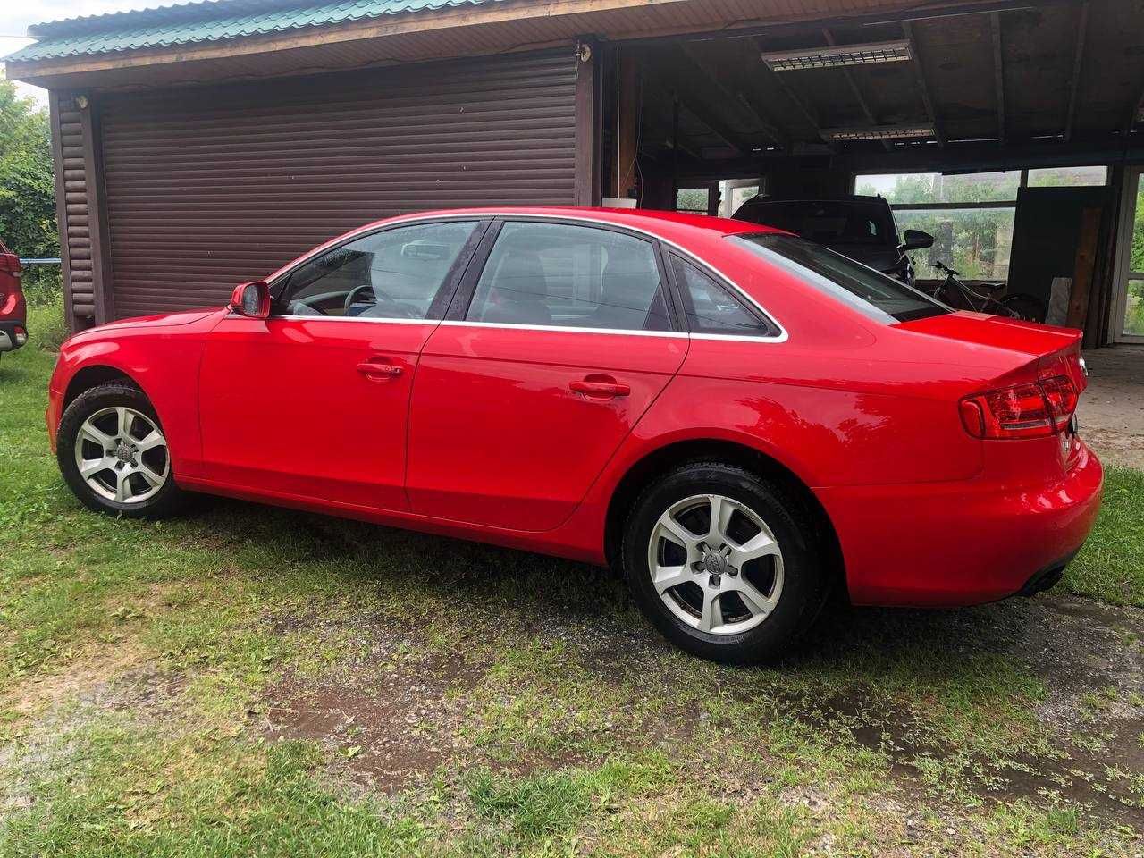 Audi A 4 2009 року