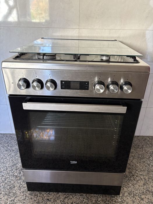 Fogão a Gás e Forno Eletrico