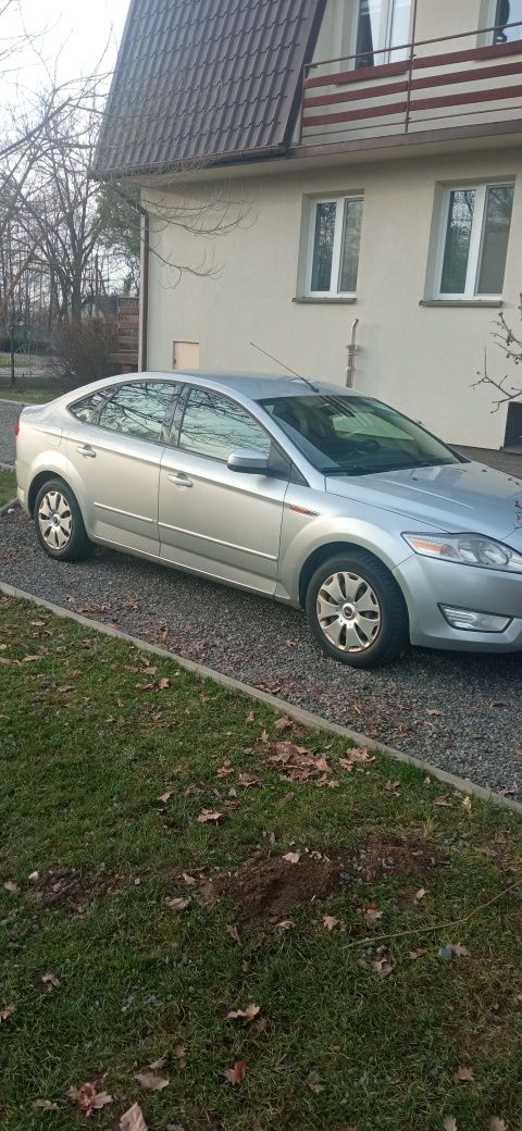 Ford Mondeo 2.0 145km