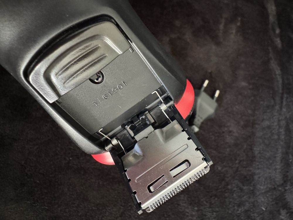Golarka Remington Power 1330, trymer
