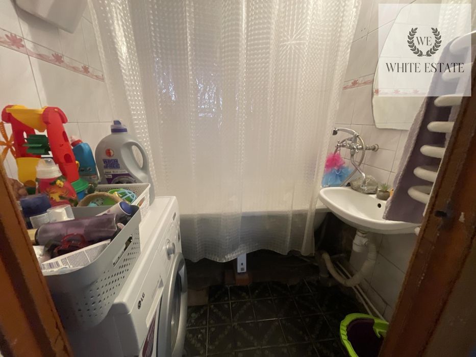 Продаж 5 кім. квартири по вул Київська