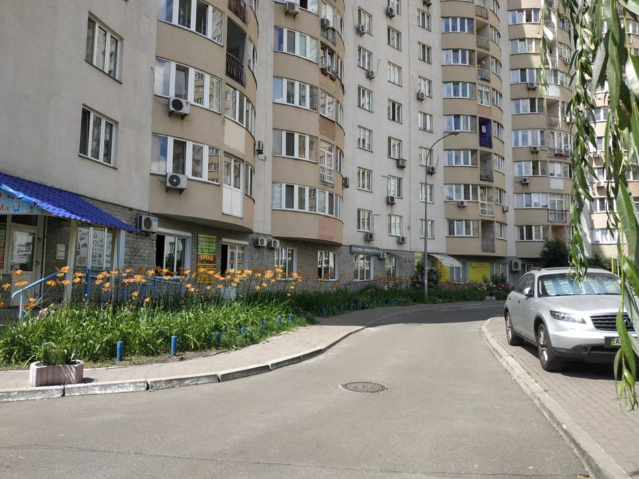 19 та 6 м2 оренда площ вільного призначення 1-й Урлівська/Позняки