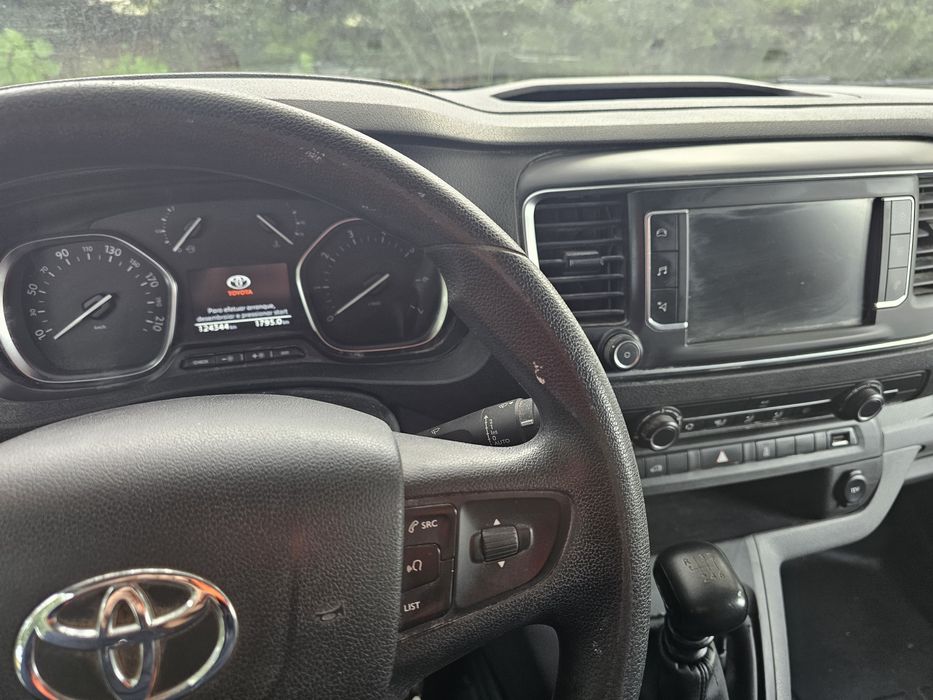 Reservada Toyota proace 2.0 longa
