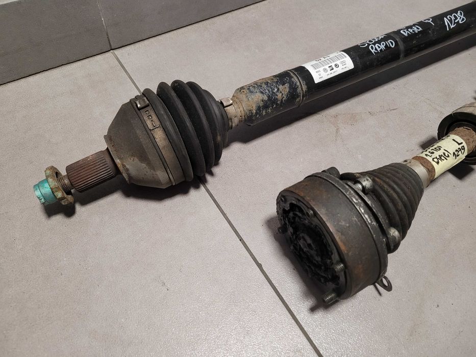 Półoś długa prawa Skoda RAPID Liftback 1.6 TDI Diesel