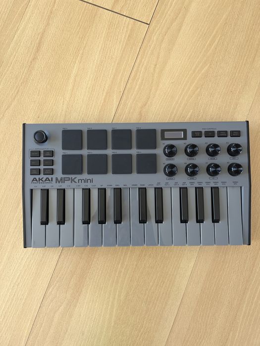 AKAI MPKmini special edition gray, teclado midi