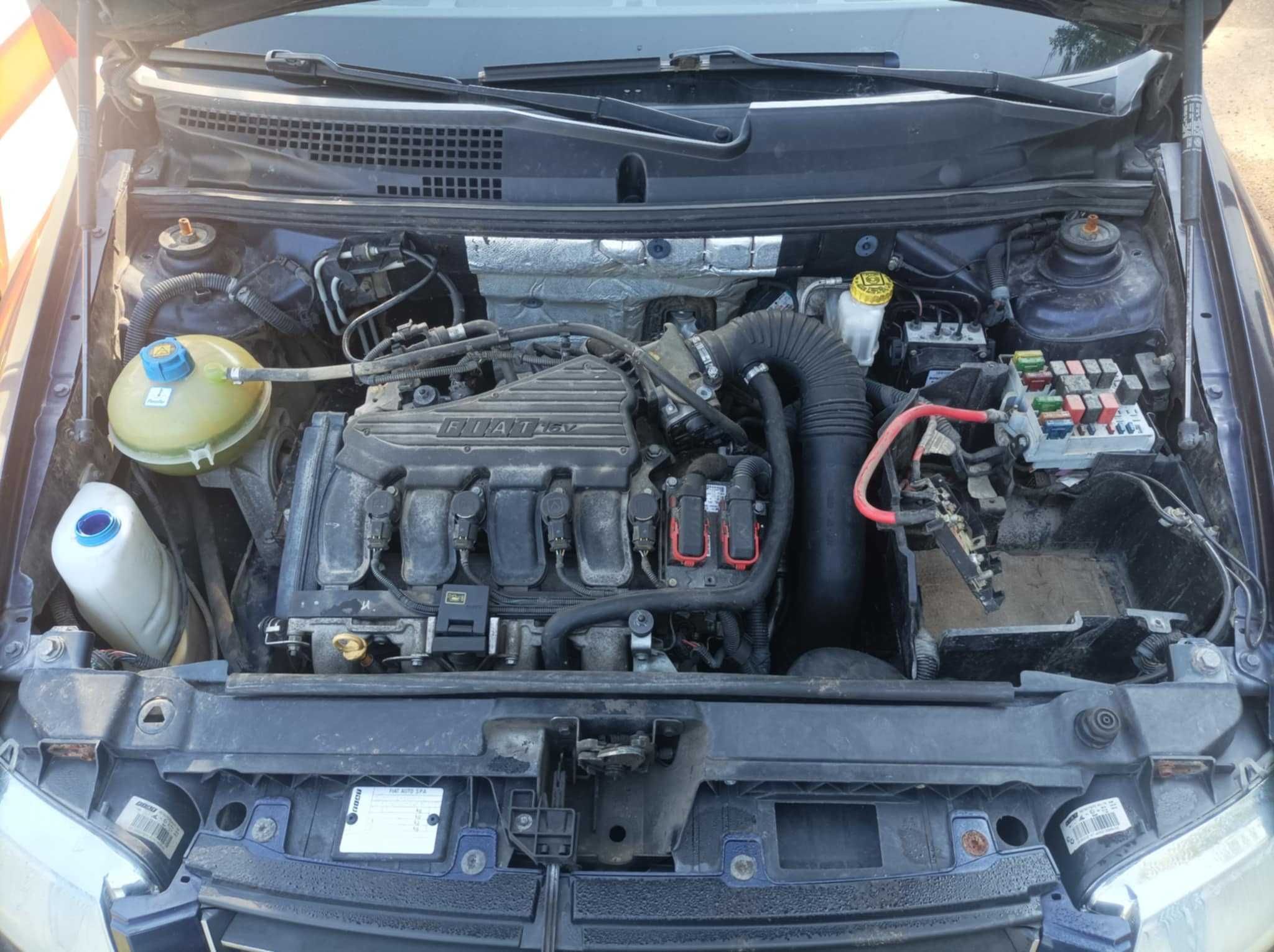 Fiat Stilo 1.6 16 v 182b6000 na części
