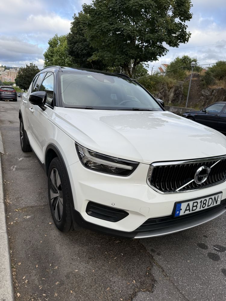 Volvo xc40  plug in hybrid