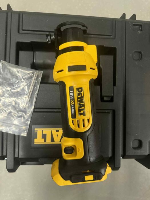 Frezarka DeWalt DCS551 nówka
