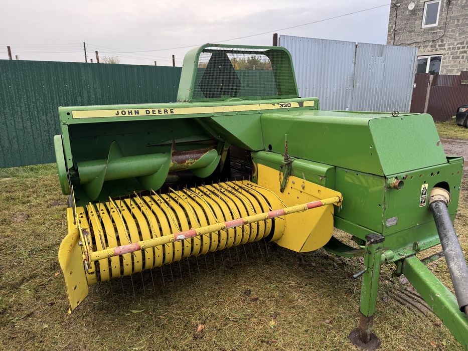 John Deere 330 Тюковий Прес Підбирач Пресс подборщик як (332-336-339)