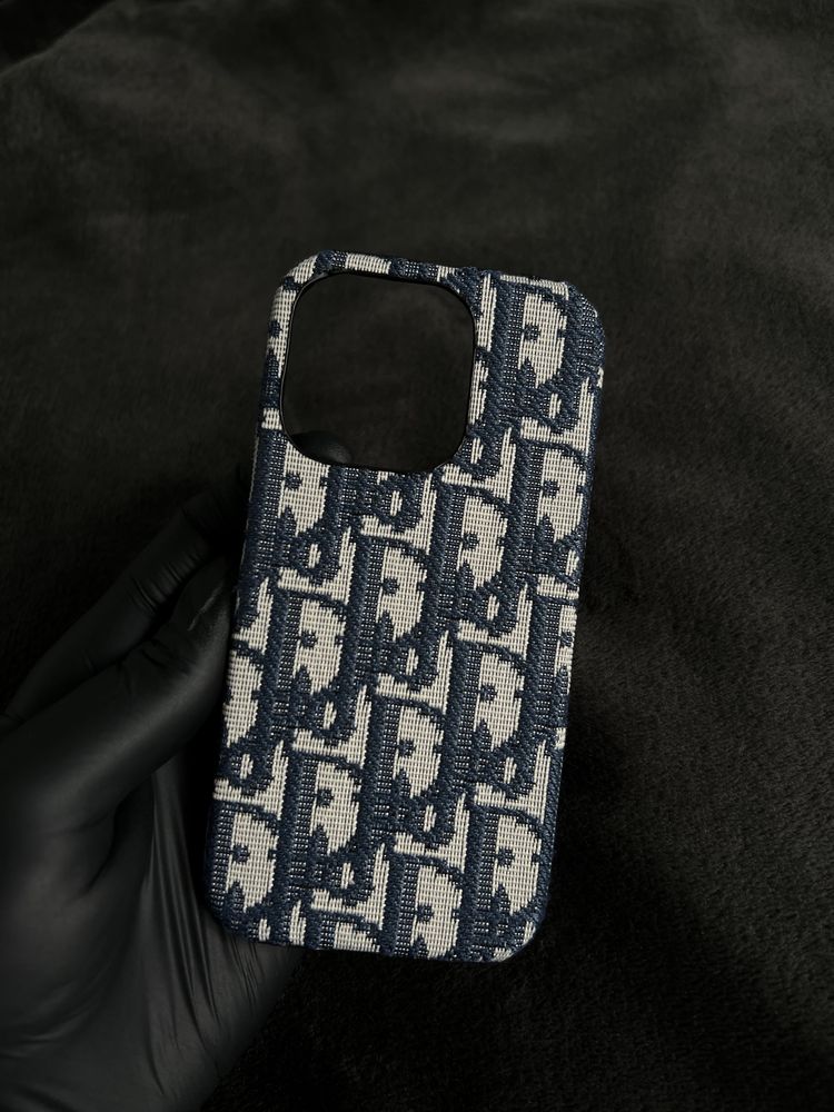 Etui Iphone 15 pro oraz 15 pro max Dior