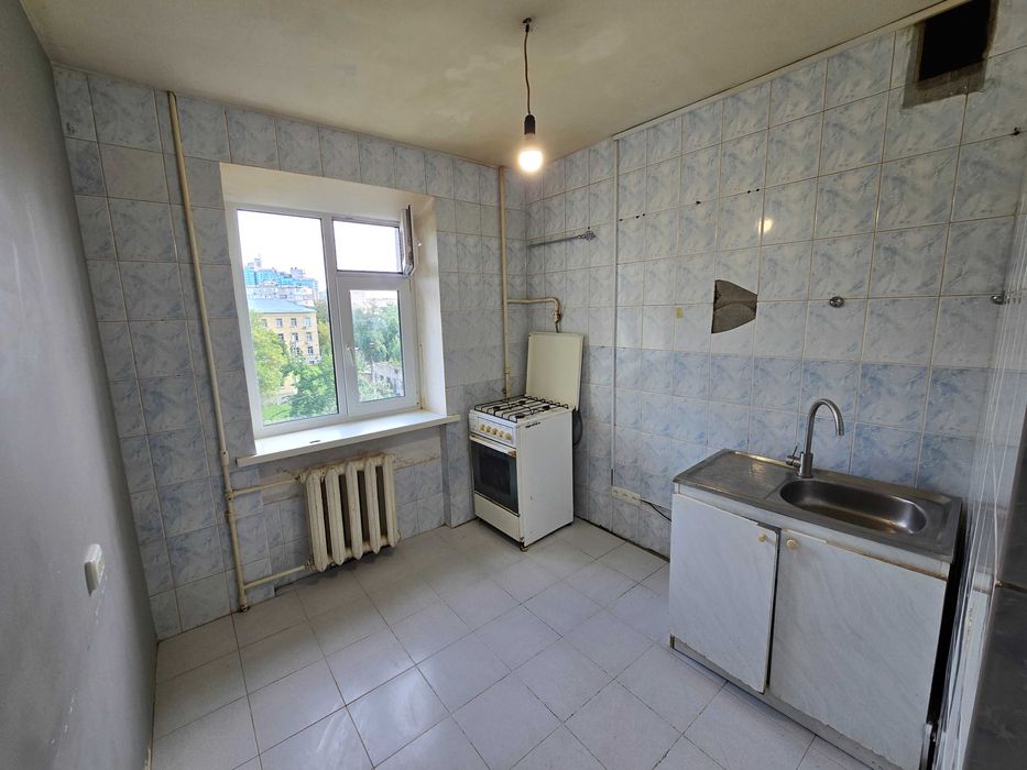 Ціну знижено! Продаж 2-к квартири. вул. Довнар-Запольського,10