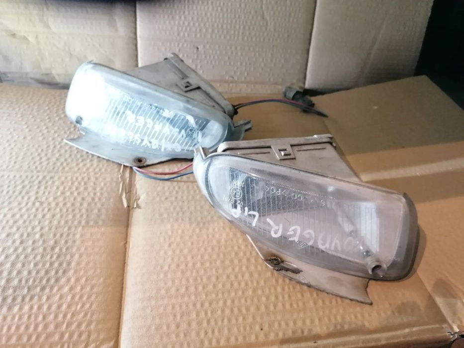 HALOGEN PRAWY LEWY VOYAGER IV