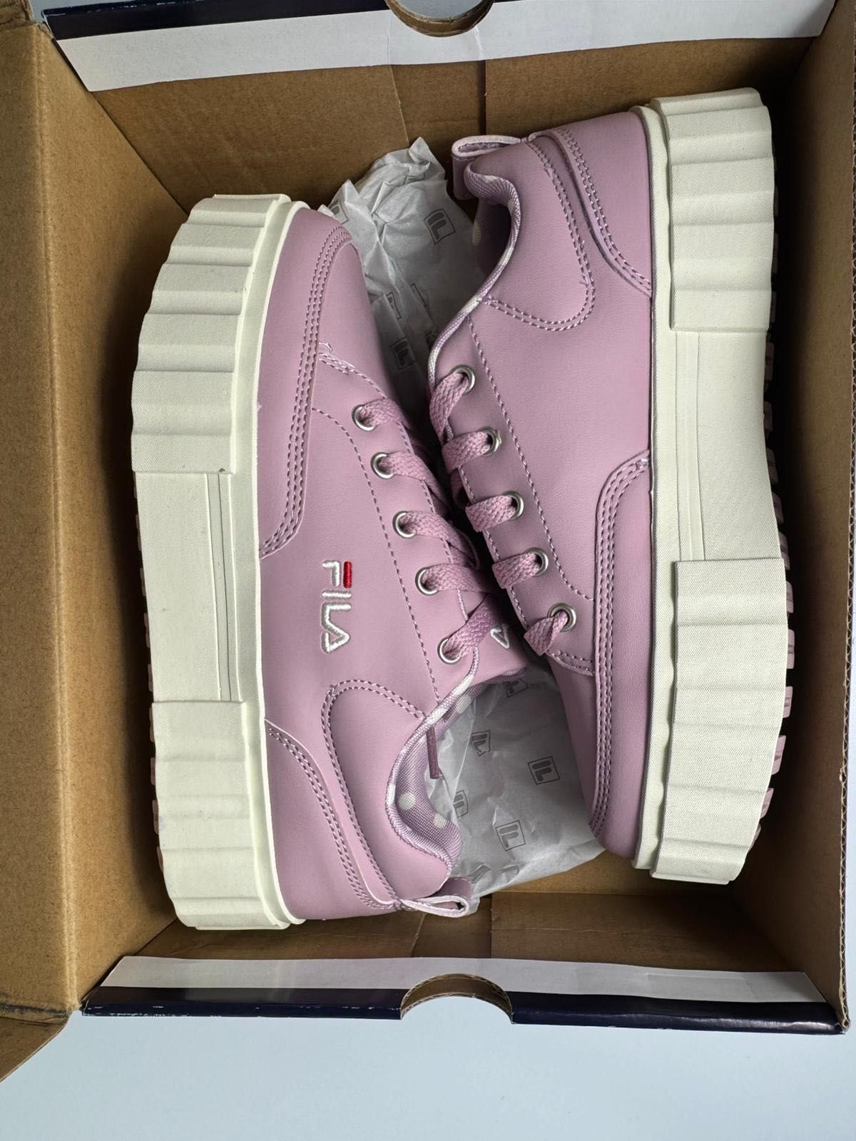 Nowe sneakersy damskie FILA różowe 37